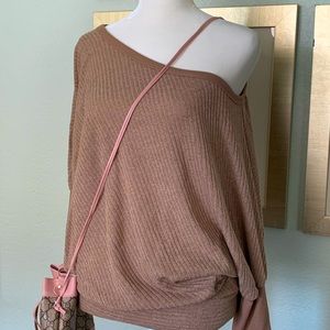 Women’s off shoulder top long sleeve